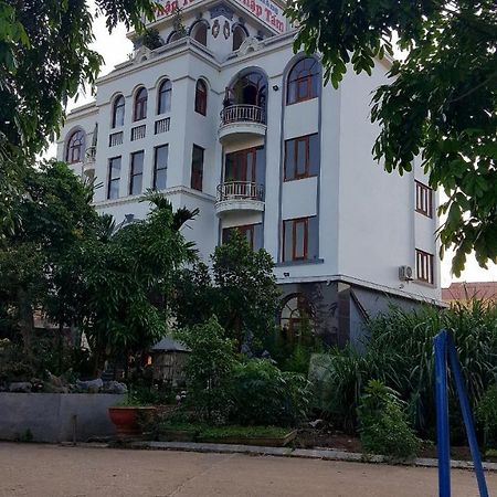 Thap Tam Royal Hotel Ninh Binh Bagian luar foto